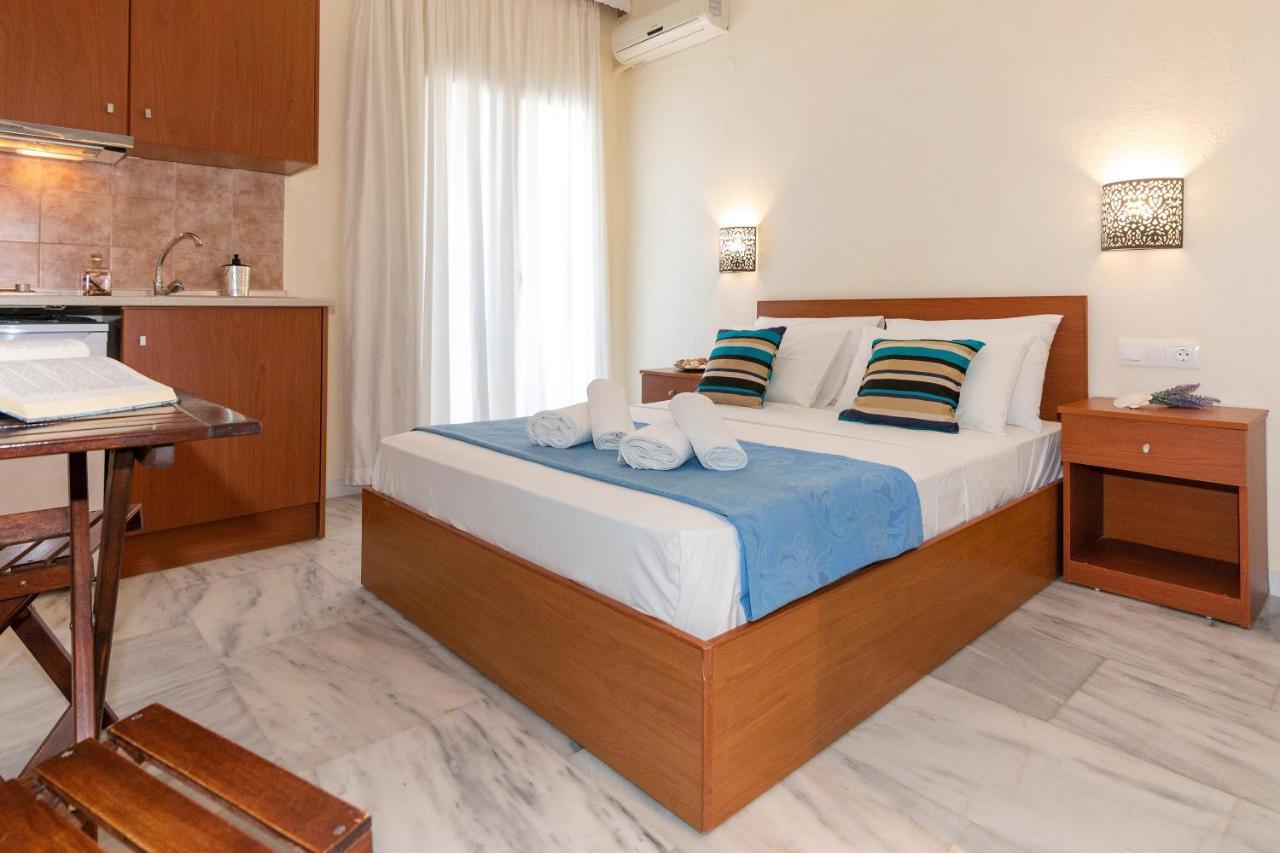 Thea Studios Pyrgadikia Dış mekan fotoğraf
