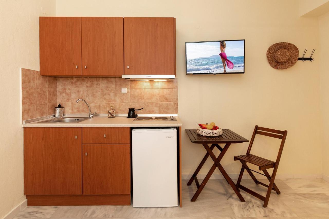 Thea Studios Pyrgadikia Dış mekan fotoğraf