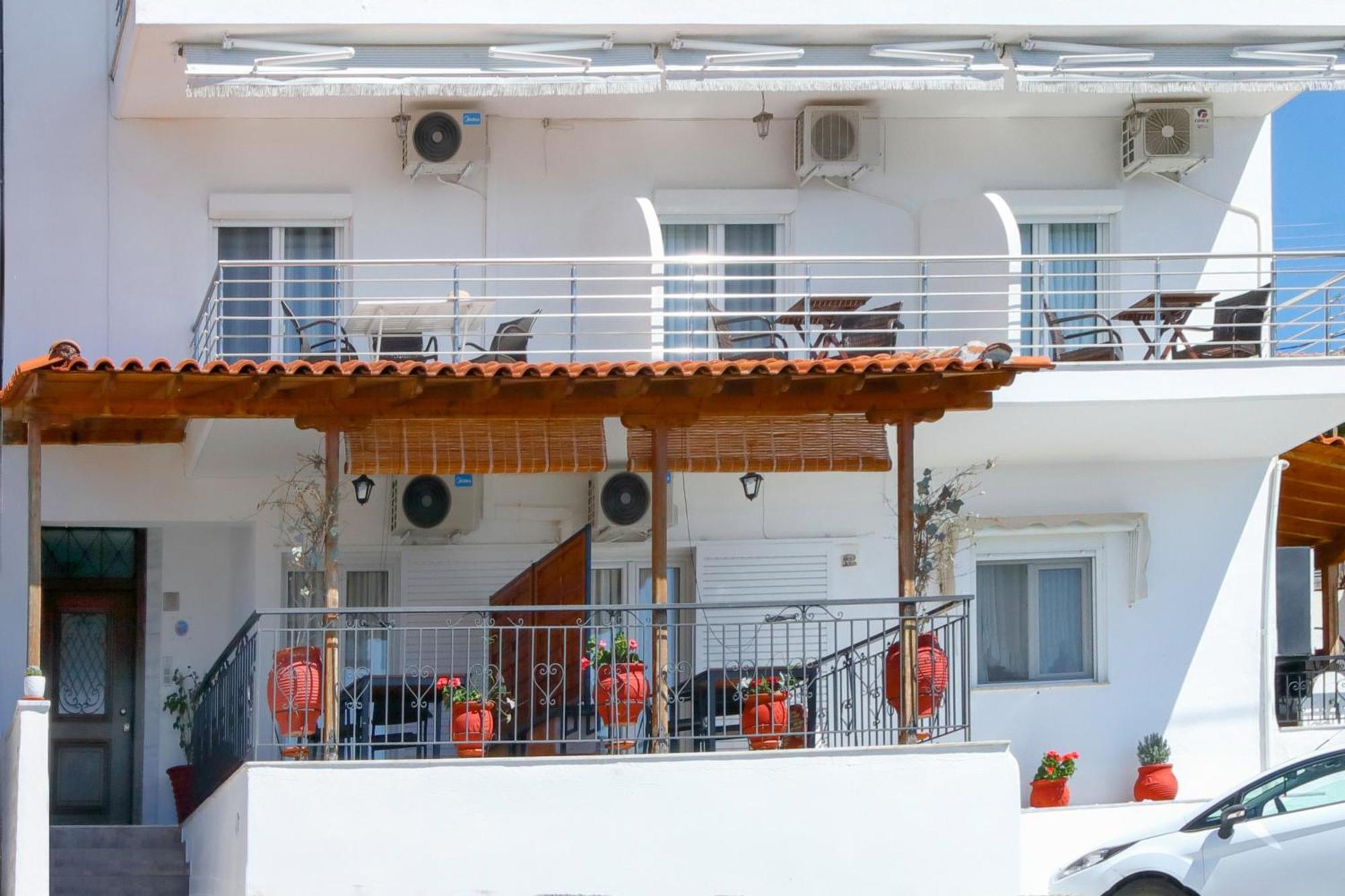 Thea Studios Pyrgadikia Dış mekan fotoğraf